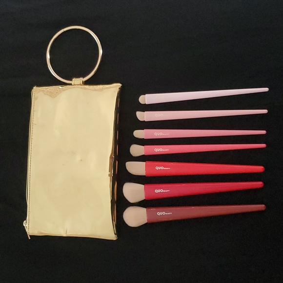 Quo Brush Set - Picture 1 of 5